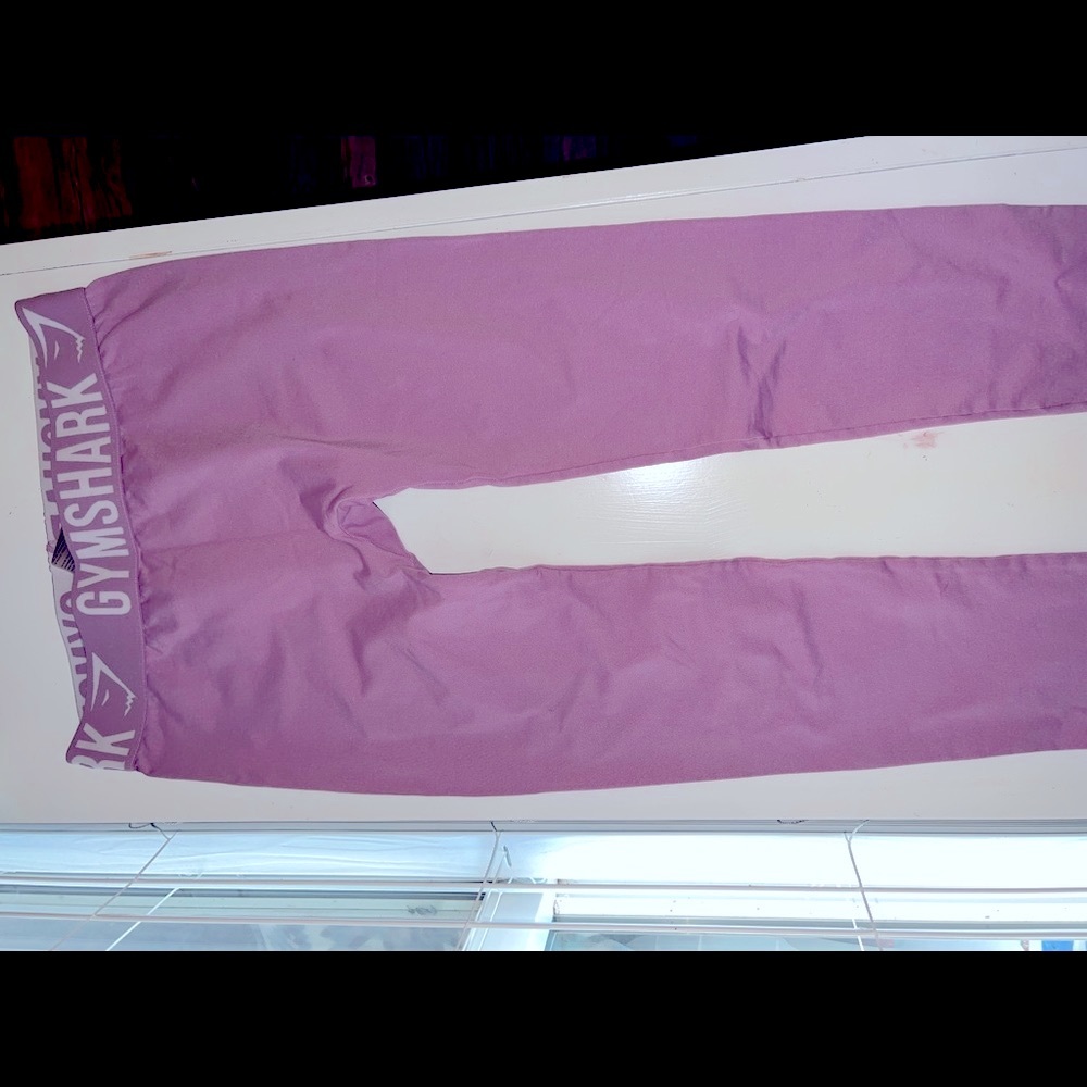 Lavender Gymshark Leggings (S)